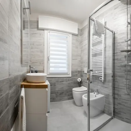 Casa Con Parcheggio Interno Gratis E Tram *
